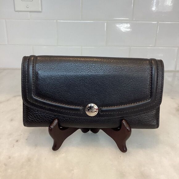 Coach VintageTrifold Leather Full Sized Wallet with Snaphead Button Flap Closure - Picture 1 of 16